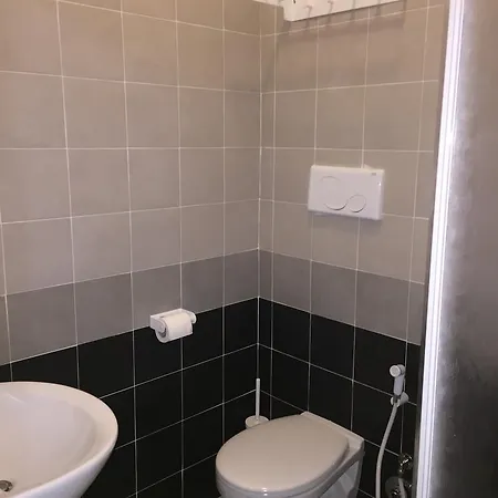 Station Guest house 2*